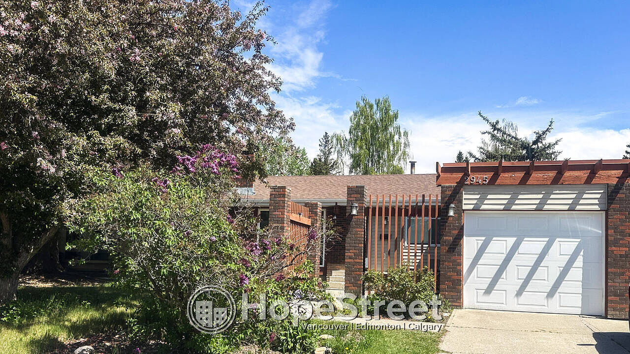 Calgary 2 bedrooms Basement for rent. Property photo: 747185-1
