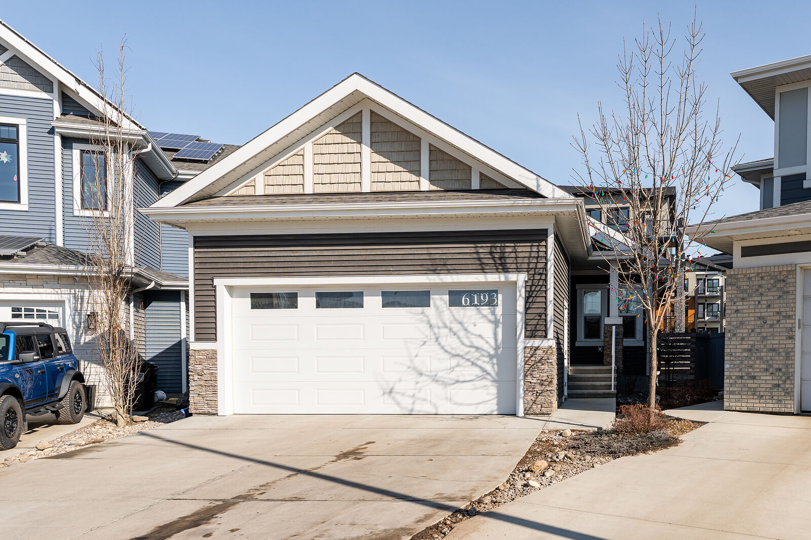 Edmonton 4 + Den bedrooms House for rent. Property photo: 747281-1