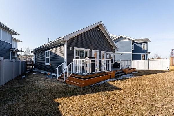 Edmonton 4 + Den bedrooms House for rent. Property photo: 747281-3