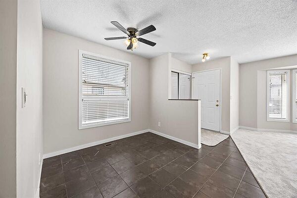 Calgary 3 bedrooms Main Floor for rent. Property photo: 747301-2