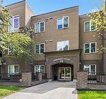 Luxury 1 bedroom condo in the heart of Parkdale