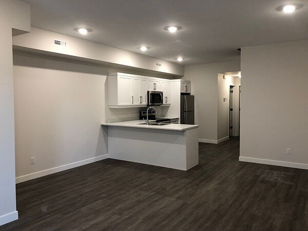 Winnipeg 3 bedrooms Duplex for rent. Property photo: 747541-2
