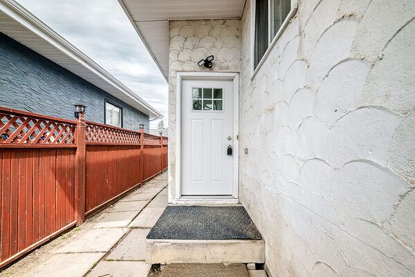 Calgary 3 bedrooms Main Floor for rent. Property photo: 747711-3