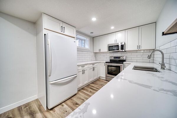 Calgary 2 bedrooms Basement for rent. Property photo: 747798-3
