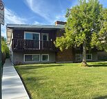 2 bed 1 bath Main floor, $1450 incl. utiltities