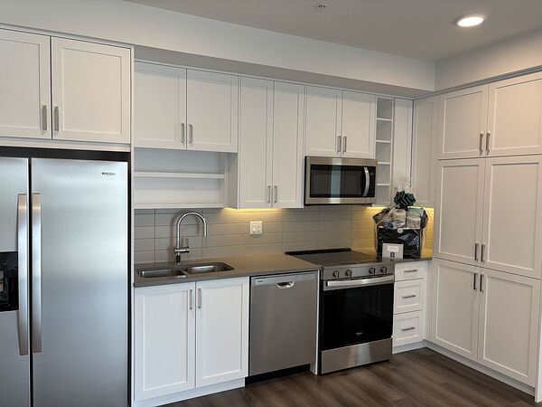 Calgary 2 bedrooms Condo Unit for rent. Property photo: 747838-3