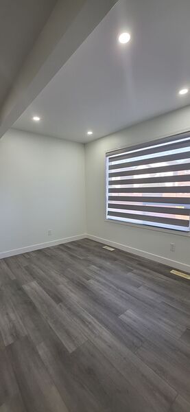 Calgary 4 bedrooms House for rent. Property photo: 747841-2