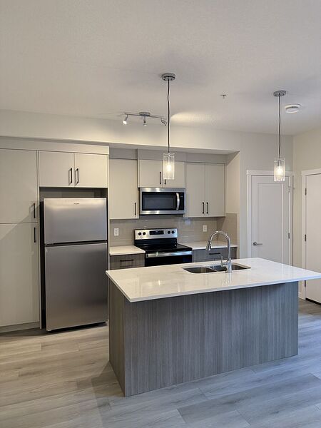 Calgary 2 bedrooms Townhouse for rent. Property photo: 747925-2