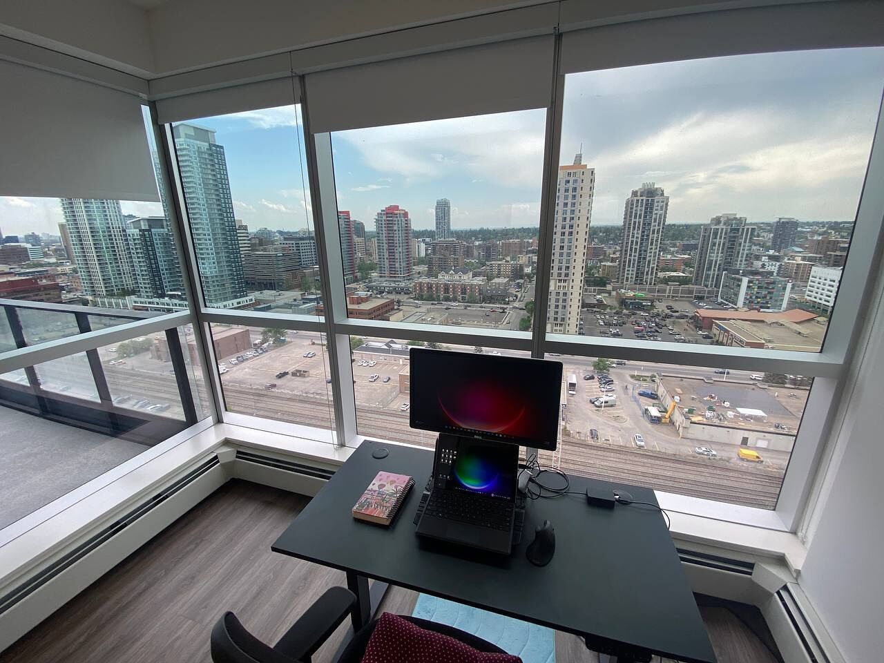 Calgary 2 bedrooms Condo Unit for rent. Property photo: 747945-1