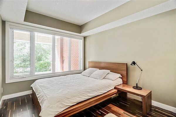 Calgary 1 bedroom Condo Unit for rent. Property photo: 747958-2