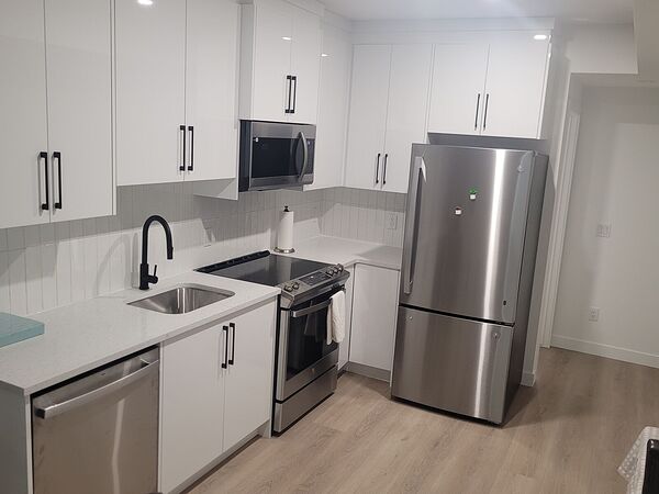 Calgary 2 bedrooms Basement for rent. Property photo: 747965-2