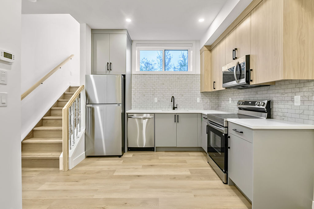 Calgary 2 bedrooms Basement for rent. Property photo: 748032-1