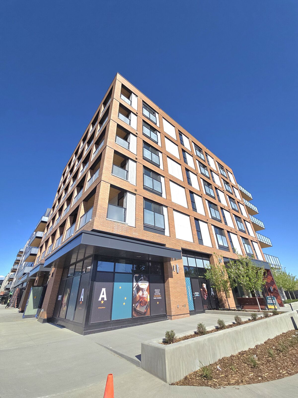 Calgary 1 bedroom Condo Unit for rent. Property photo: 748042-1