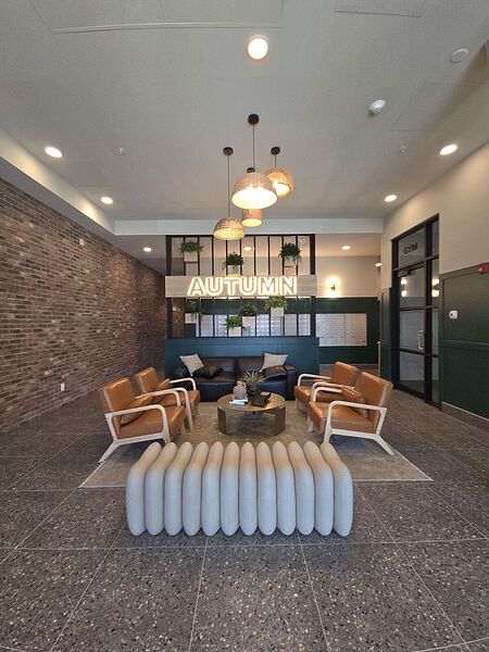 Calgary 1 bedroom Condo Unit for rent. Property photo: 748042-2