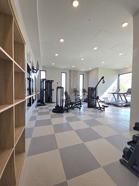 Calgary 1 bedroom Condo Unit for rent. Property photo: 748042-3