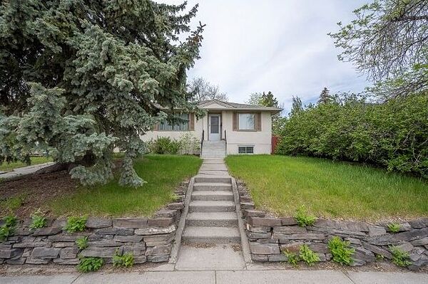 Calgary 3 bedrooms Main Floor for rent. Property photo: 748141-3