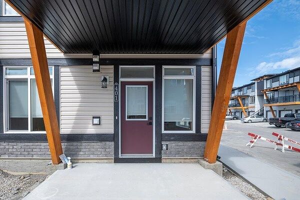 Calgary 1 bedroom Townhouse for rent. Property photo: 748144-2