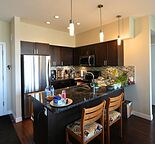2 Bed + Den Condo in Highland Park | Underground Parking + Storage