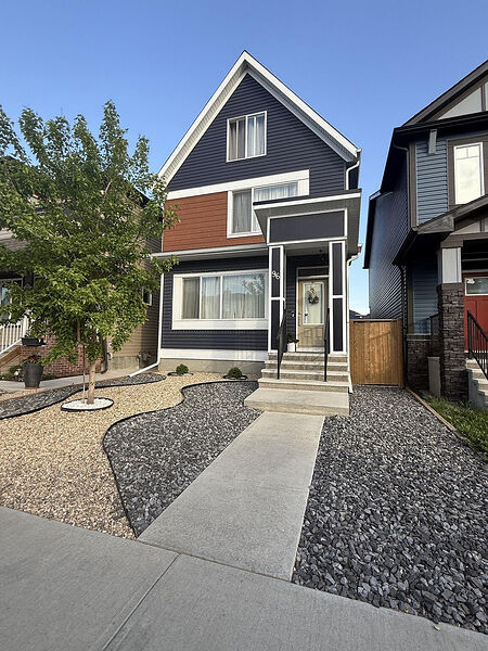Calgary 3 bedrooms House for rent. Property photo: 748317-2
