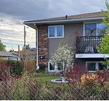 Bright, 2 bedroom, Bi-level basement suite in Tuxedo Park, inner city NW.