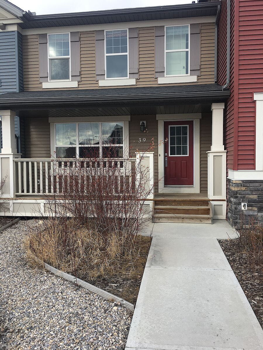 Calgary 3 bedrooms Townhouse for rent. Property photo: 748463-1