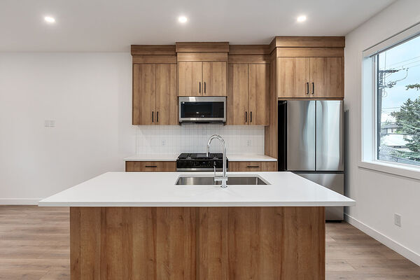 Calgary 2 bedrooms Townhouse for rent. Property photo: 748531-2