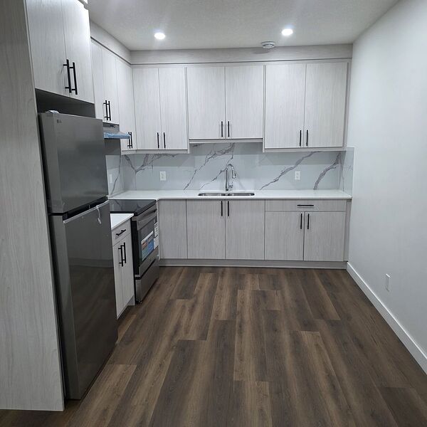 Calgary 2 bedrooms Basement for rent. Property photo: 748540-2