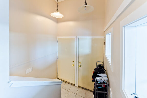 Calgary 2 bedrooms Basement for rent. Property photo: 748541-3
