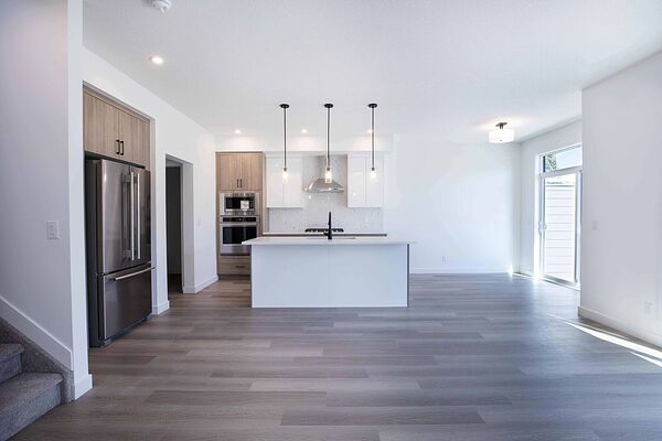 Calgary 3 bedrooms Duplex for rent. Property photo: 748584-3