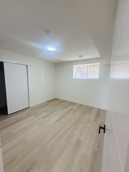 Calgary 2 bedrooms Basement for rent. Property photo: 748615-2