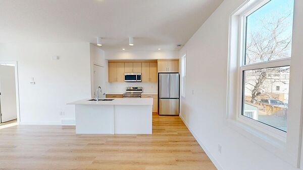 Calgary 2 bedrooms Townhouse for rent. Property photo: 749142-2