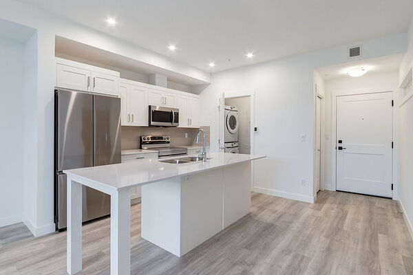 Calgary 2 bedrooms Condo Unit for rent. Property photo: 749150-3