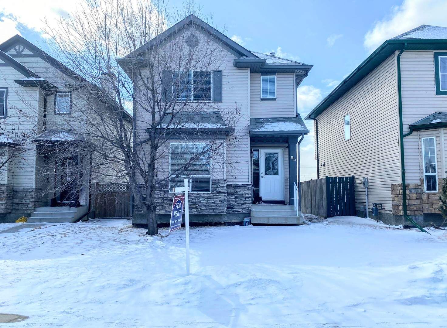 Calgary 3 bedrooms House for rent. Property photo: 749188-1