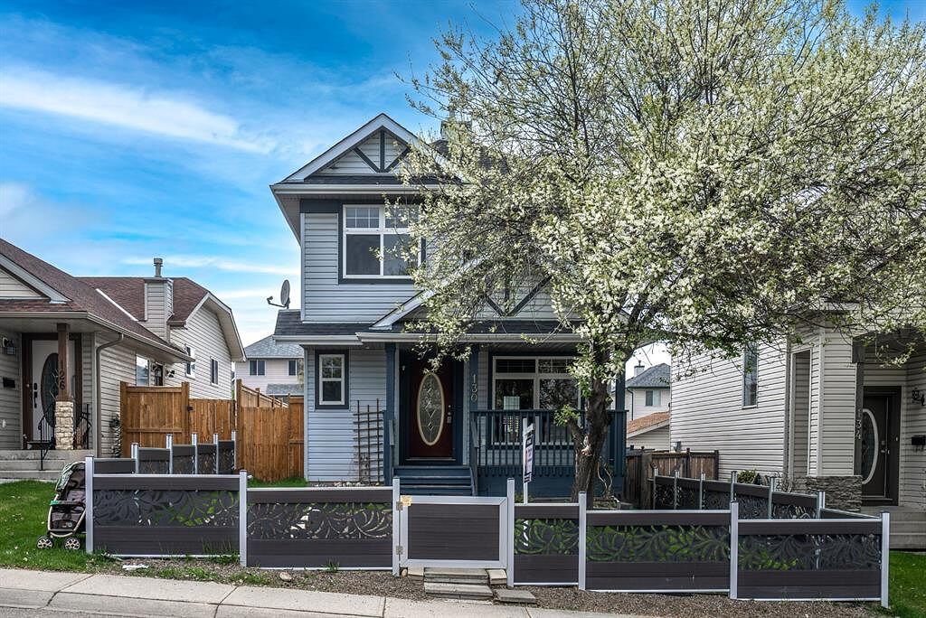 Calgary 3 + Den bedrooms House for rent. Property photo: 749199-1