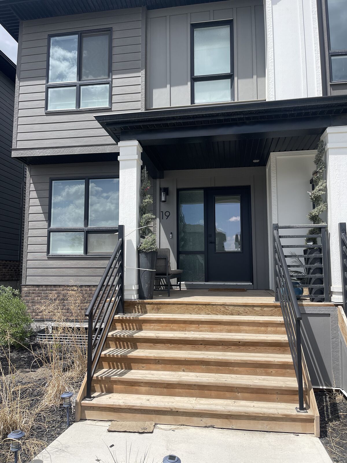 Calgary 2 bedrooms Townhouse for rent. Property photo: 749254-1
