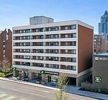 Freshly Renovated unit in the heart of downtown