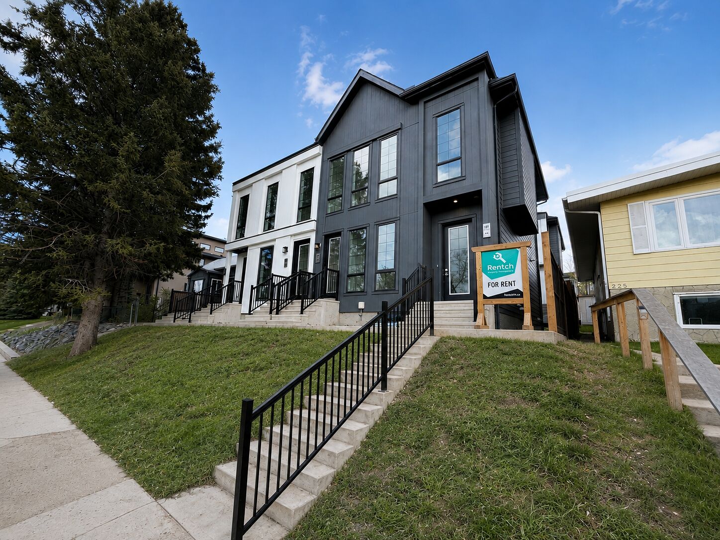 Calgary 2 bedrooms Basement for rent. Property photo: 749569-1