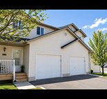 3 bedrooms , 1.5 bathrooms , a nice condo close to shopping area, schools,park