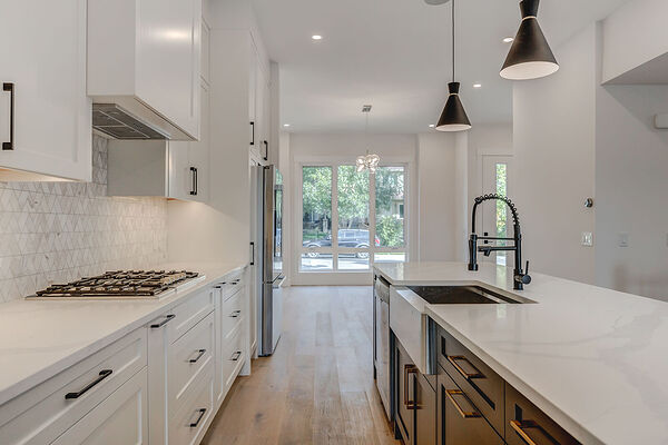 Calgary 5 bedrooms House for rent. Property photo: 749715-3