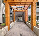Modern 2 bed 2 bath