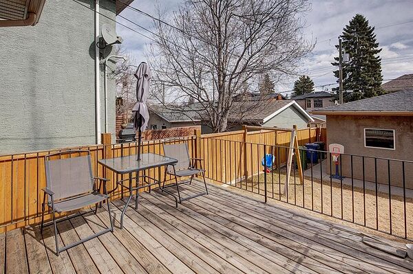 Calgary 4 + Den bedrooms House for rent. Property photo: 749840-2