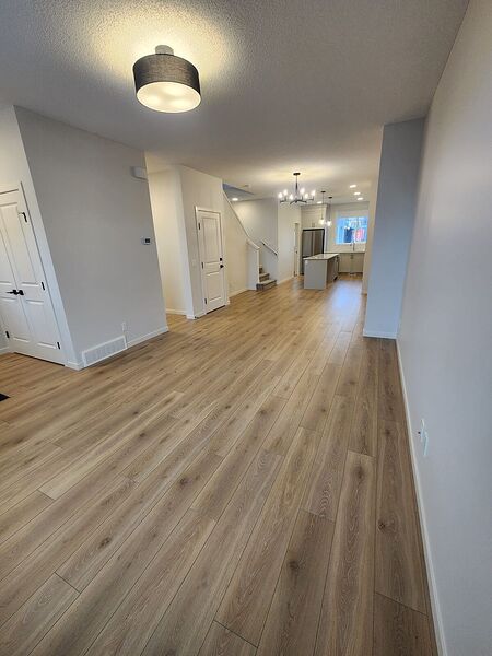 Calgary 3 + Den bedrooms Duplex for rent. Property photo: 749944-3
