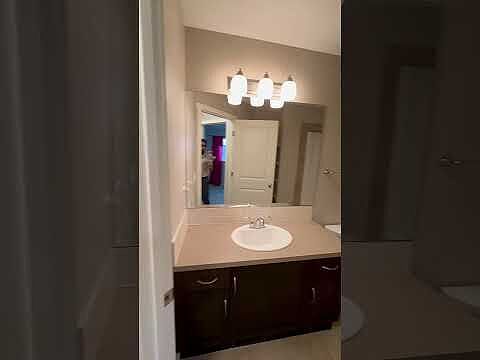 Calgary 3 bedrooms House for rent. Property photo: 749952-2