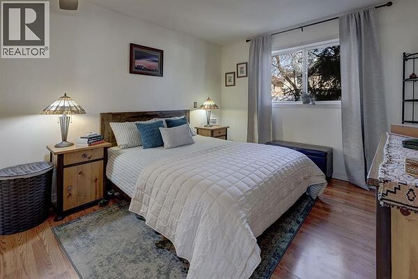 Calgary 2 bedrooms Room For Rent for rent. Property photo: 749953-3