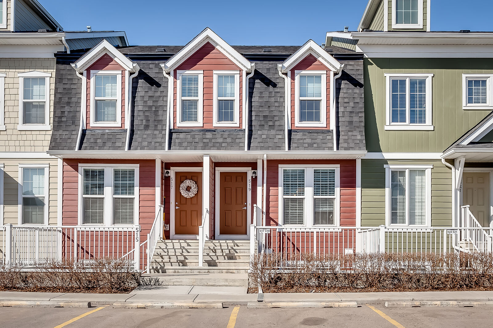 Calgary 2 bedrooms Townhouse for rent. Property photo: 749955-1