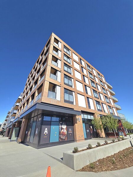 Calgary 1 bedroom Condo Unit for rent. Property photo: 749956-2