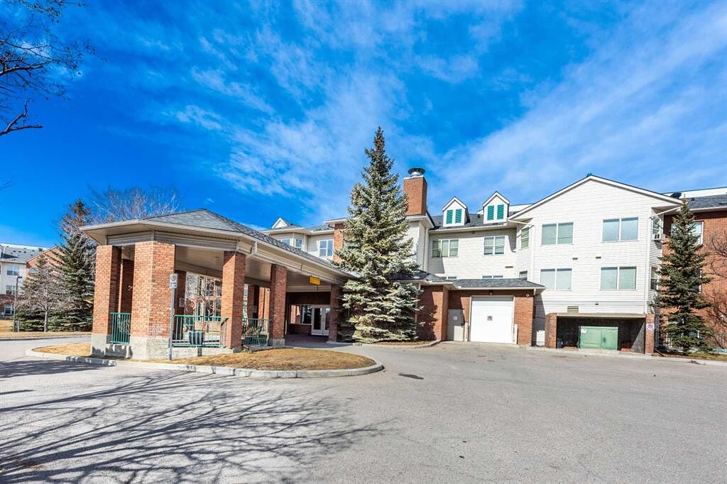 Calgary 2 bedrooms Condo Unit for rent. Property photo: 749965-1
