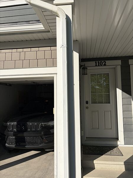 Calgary 2 bedrooms Townhouse for rent. Property photo: 749985-2
