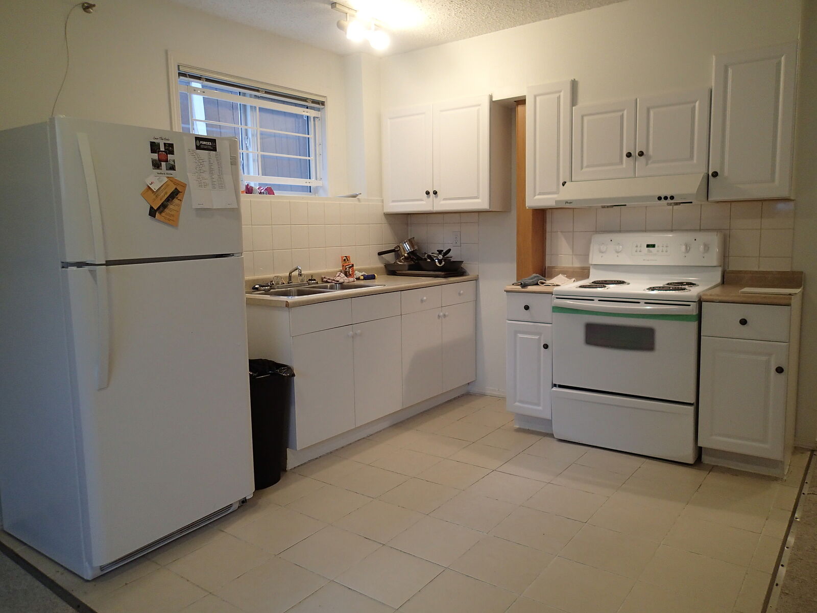 Calgary 2 bedrooms Duplex for rent. Property photo: 749998-1