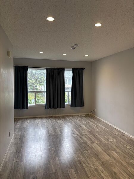 Calgary 3 bedrooms Main Floor for rent. Property photo: 750008-3